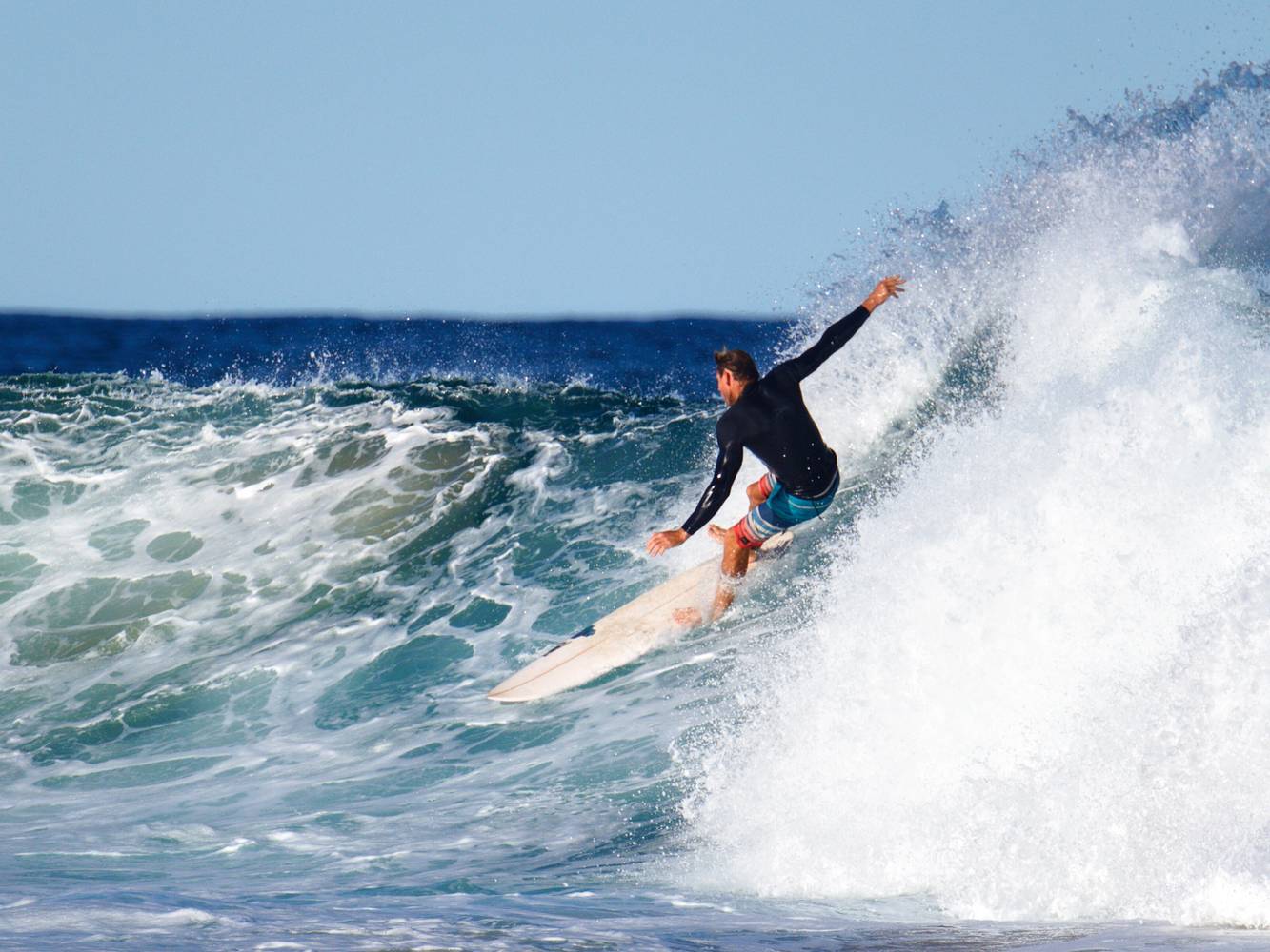 surfing-and-freedom-2023-11-27-05-19-07-utc